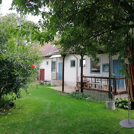 Country @ The Danube Bend Casa vacanze *